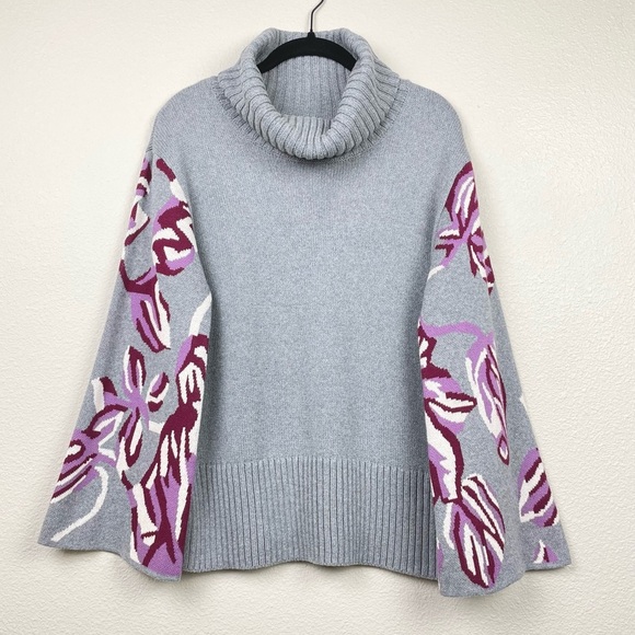 CAbi Sweaters - Cabi Women's Medium Eden Turtleneck Pullover Sweater Bell Statement Sleeves Gray